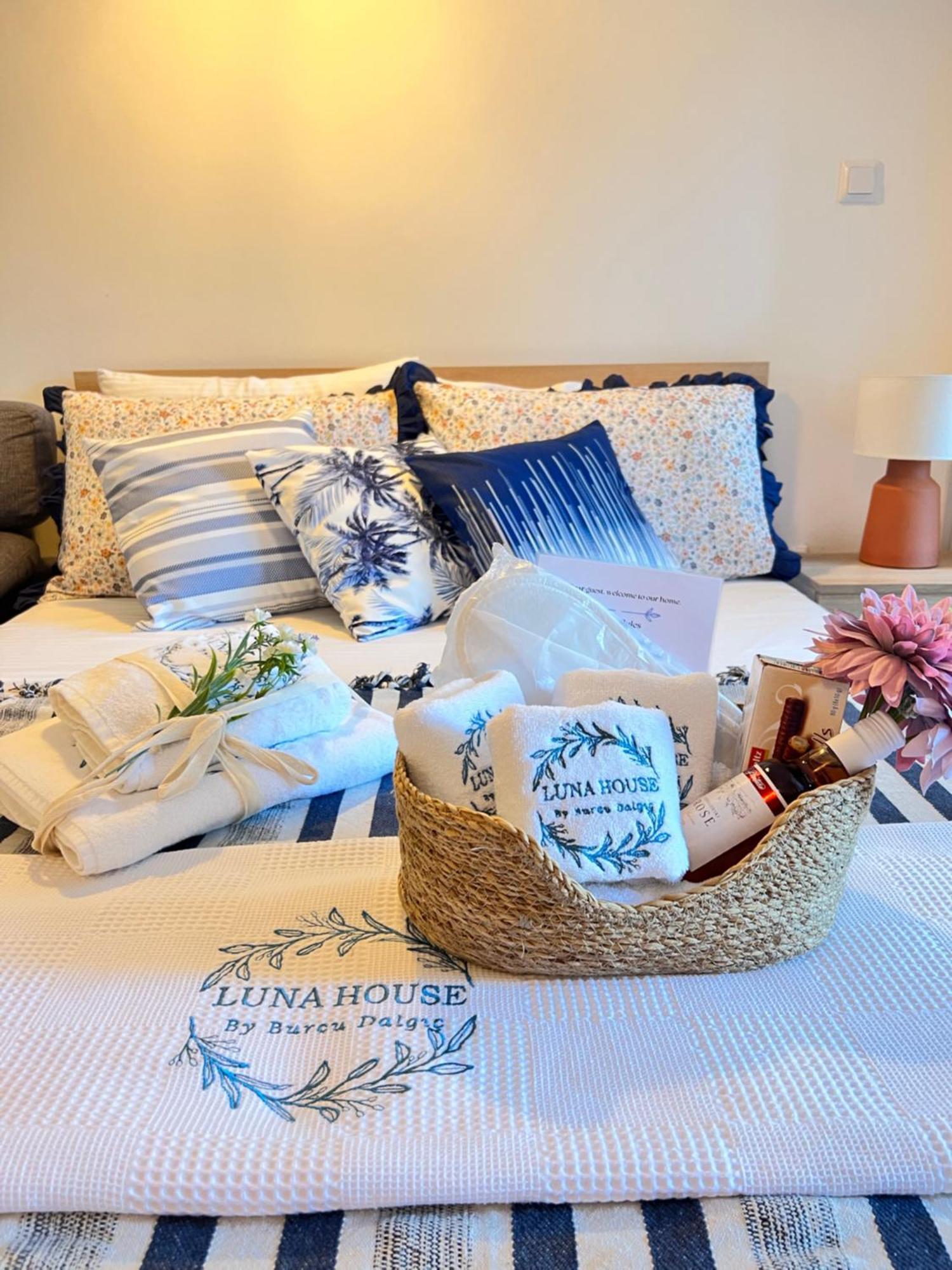 Luna House Appartement *